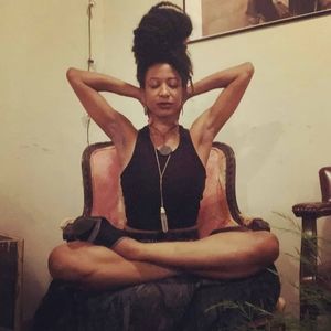 Meet your Posher, Carla